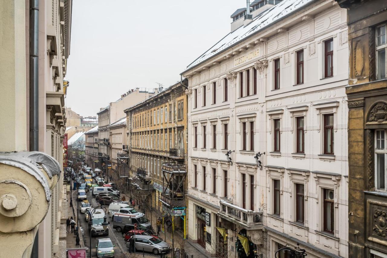 Luxury Apartment With Free Garage And Balcony In The Center Budapesta Exterior foto